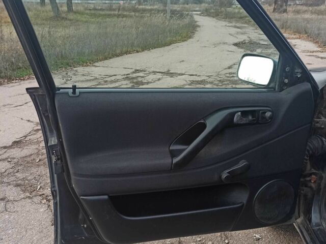 Черный Фольксваген Пассат Вариант, объемом двигателя 1.8 л и пробегом 1 тыс. км за 1650 $, фото 7 на Automoto.ua