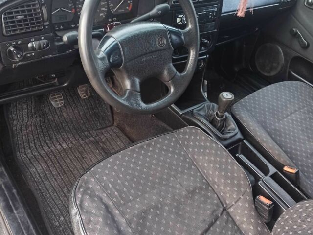 Черный Фольксваген Пассат Вариант, объемом двигателя 1.8 л и пробегом 1 тыс. км за 1650 $, фото 6 на Automoto.ua