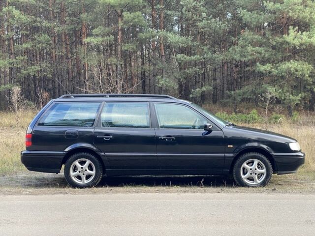 Чорний Фольксваген Пассат Варіант, об'ємом двигуна 2 л та пробігом 330 тис. км за 3550 $, фото 6 на Automoto.ua