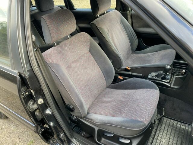 Чорний Фольксваген Пассат Варіант, об'ємом двигуна 2 л та пробігом 330 тис. км за 3550 $, фото 14 на Automoto.ua