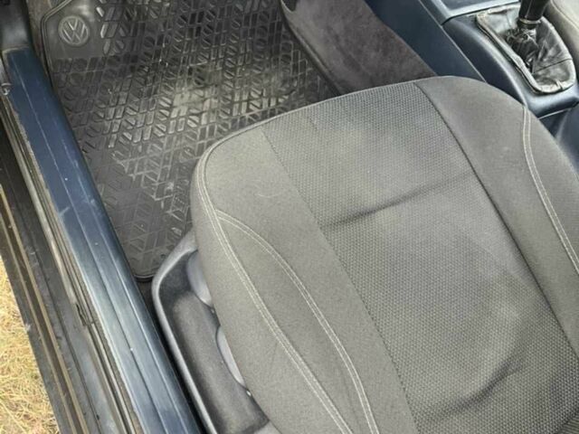 Черный Фольксваген Пассат Вариант, объемом двигателя 2 л и пробегом 503 тыс. км за 2450 $, фото 18 на Automoto.ua