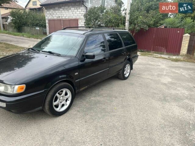 Черный Фольксваген Пассат Вариант, объемом двигателя 2 л и пробегом 503 тыс. км за 2450 $, фото 3 на Automoto.ua