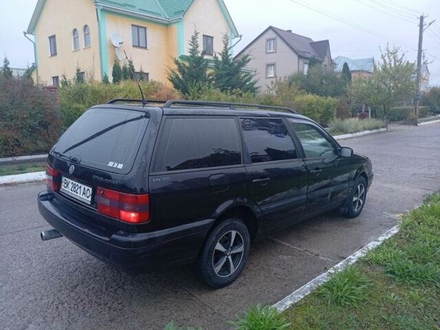 Фольксваген Пассат Вариант 1996 в Вараш (Кузнецовск) на Automoto.ua Черный Фольксваген Пассат Вариант, объемом двигателя 1.8 л и пробегом 260 тыс. км за 1800 $, фото 3 на Automoto.ua