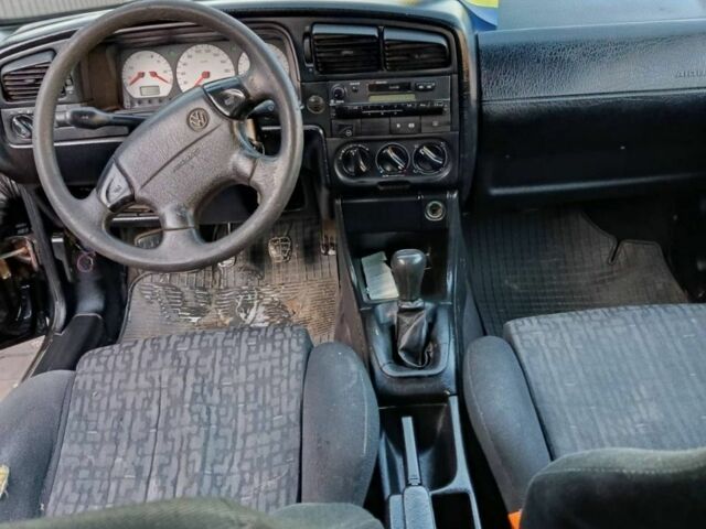 Черный Фольксваген Пассат Вариант, объемом двигателя 1.6 л и пробегом 1000 тыс. км за 1800 $, фото 6 на Automoto.ua