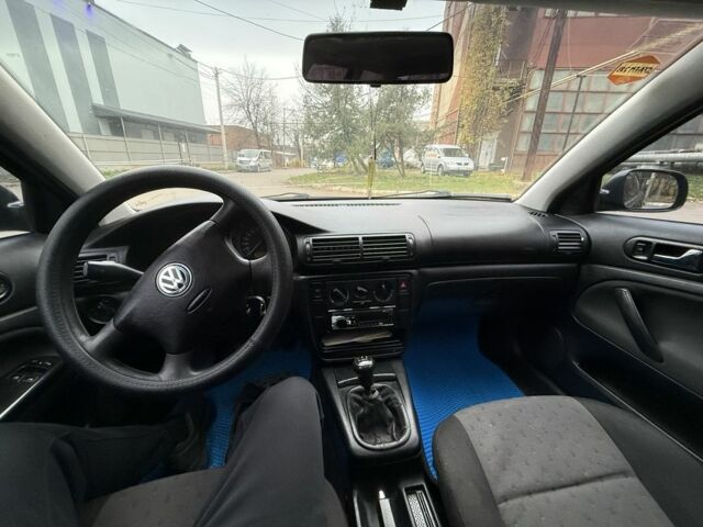 Чорний Фольксваген Пассат Варіант, об'ємом двигуна 1.6 л та пробігом 335 тис. км за 2999 $, фото 8 на Automoto.ua