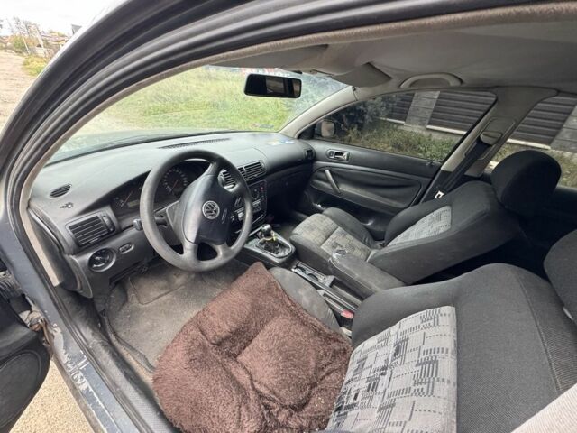 Фольксваген Пассат Вариант 1998 в Боярка на Automoto.ua Черный Фольксваген Пассат Вариант, объемом двигателя 1.6 л и пробегом 250 тыс. км за 1000 $, фото 6 на Automoto.ua