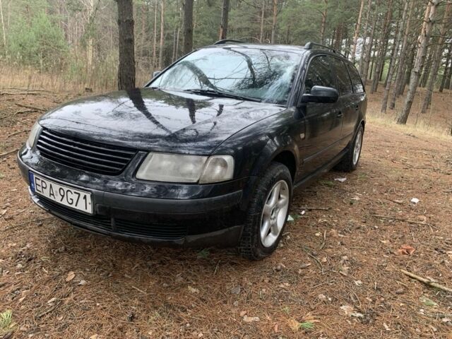 Черный Фольксваген Пассат Вариант, объемом двигателя 1.9 л и пробегом 457 тыс. км за 1350 $, фото 1 на Automoto.ua