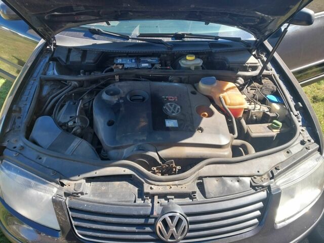 Черный Фольксваген Пассат Вариант, объемом двигателя 1.9 л и пробегом 292 тыс. км за 3300 $, фото 8 на Automoto.ua