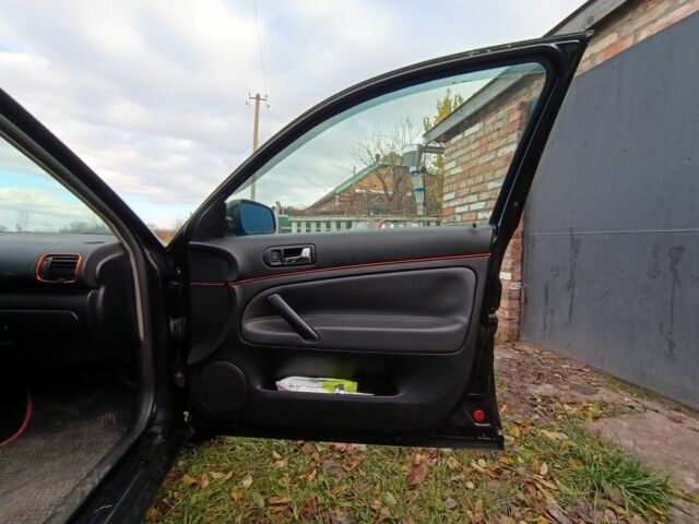 Черный Фольксваген Пассат Вариант, объемом двигателя 1.9 л и пробегом 537 тыс. км за 3300 $, фото 6 на Automoto.ua