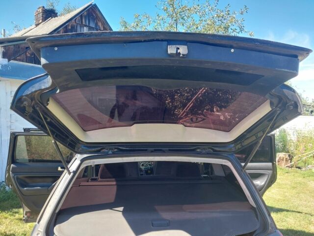 Черный Фольксваген Пассат Вариант, объемом двигателя 1.9 л и пробегом 292 тыс. км за 3300 $, фото 5 на Automoto.ua