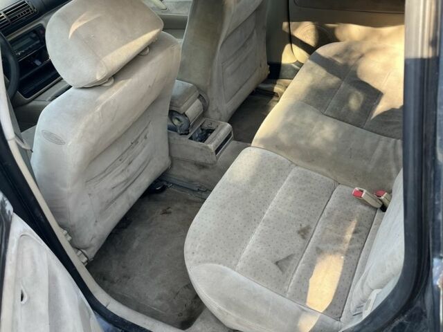 Черный Фольксваген Пассат Вариант, объемом двигателя 1.9 л и пробегом 150 тыс. км за 1100 $, фото 5 на Automoto.ua