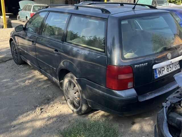 Черный Фольксваген Пассат Вариант, объемом двигателя 1.9 л и пробегом 150 тыс. км за 1100 $, фото 3 на Automoto.ua