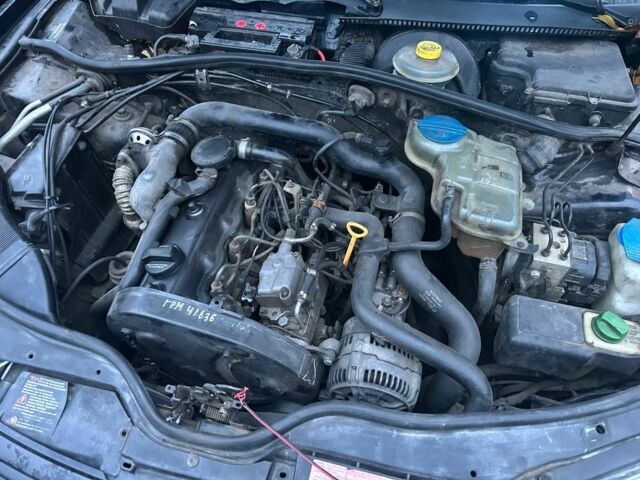 Чорний Фольксваген Пассат Варіант, об'ємом двигуна 1.9 л та пробігом 200 тис. км за 1600 $, фото 6 на Automoto.ua