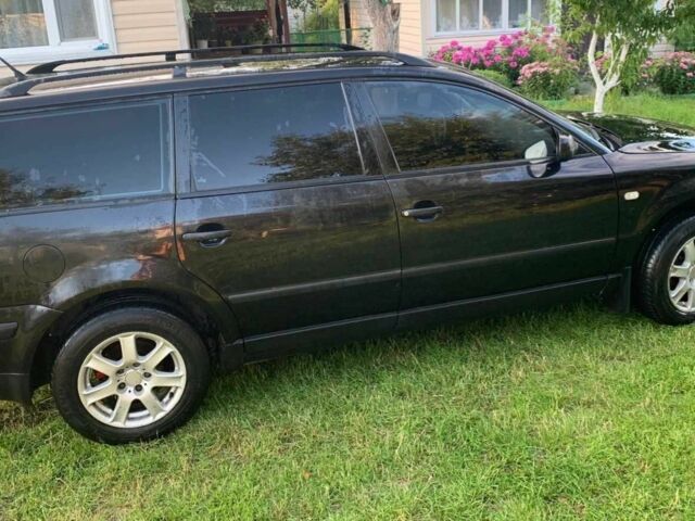 Черный Фольксваген Пассат Вариант, объемом двигателя 1.9 л и пробегом 292 тыс. км за 3300 $, фото 1 на Automoto.ua