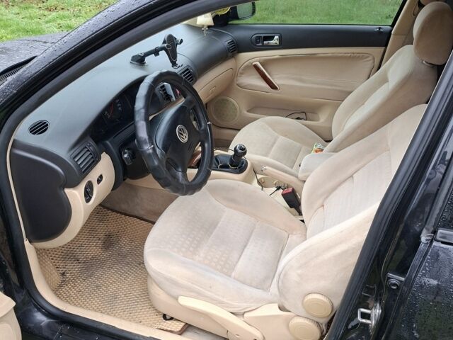 Фольксваген Пассат Вариант 2000 в Яворове на Automoto.ua Черный Фольксваген Пассат Вариант, объемом двигателя 1.9 л и пробегом 536 тыс. км за 3900 $, фото 2 на Automoto.ua