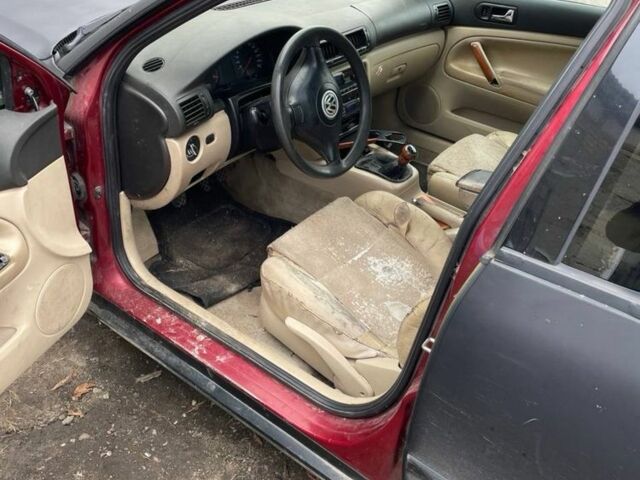 Фольксваген Пассат Вариант 2000 в Киеве на Automoto.ua Черный Фольксваген Пассат Вариант, объемом двигателя 1.8 л и пробегом 333 тыс. км за 1300 $, фото 4 на Automoto.ua