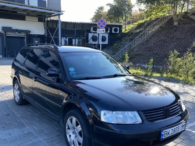 Чорний Фольксваген Пассат Варіант, об'ємом двигуна 1.6 л та пробігом 370 тис. км за 2800 $, фото 1 на Automoto.ua