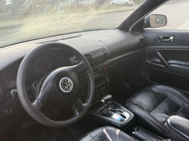 Чорний Фольксваген Пассат Варіант, об'ємом двигуна 1.8 л та пробігом 290 тис. км за 2250 $, фото 6 на Automoto.ua