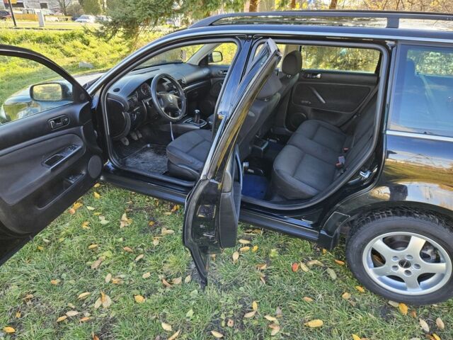 Фольксваген Пассат Варіант 2001 у Житомирі на Automoto.ua Чорний Фольксваген Пассат Варіант, об'ємом двигуна 1.9 л та пробігом 327 тис. км за 2050 $, фото 7 на Automoto.ua