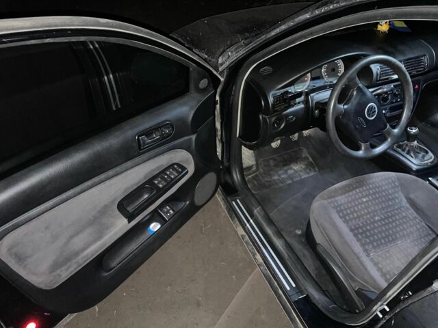 Чорний Фольксваген Пассат Варіант, об'ємом двигуна 2.5 л та пробігом 380 тис. км за 3000 $, фото 6 на Automoto.ua