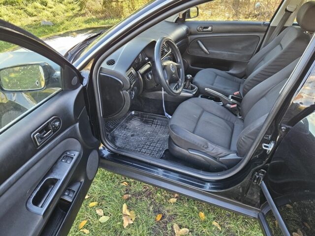 Фольксваген Пассат Варіант 2001 у Житомирі на Automoto.ua Чорний Фольксваген Пассат Варіант, об'ємом двигуна 1.9 л та пробігом 327 тис. км за 2050 $, фото 11 на Automoto.ua