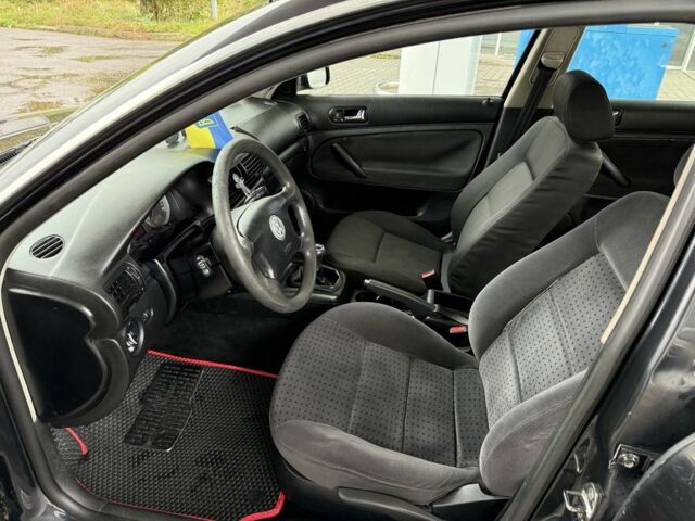 Чорний Фольксваген Пассат Варіант, об'ємом двигуна 1.9 л та пробігом 303 тис. км за 1999 $, фото 12 на Automoto.ua