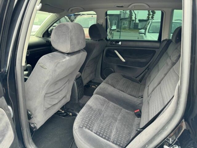 Черный Фольксваген Пассат Вариант, объемом двигателя 1.8 л и пробегом 211 тыс. км за 5000 $, фото 10 на Automoto.ua