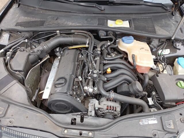 Черный Фольксваген Пассат Вариант, объемом двигателя 1.6 л и пробегом 313 тыс. км за 4100 $, фото 3 на Automoto.ua