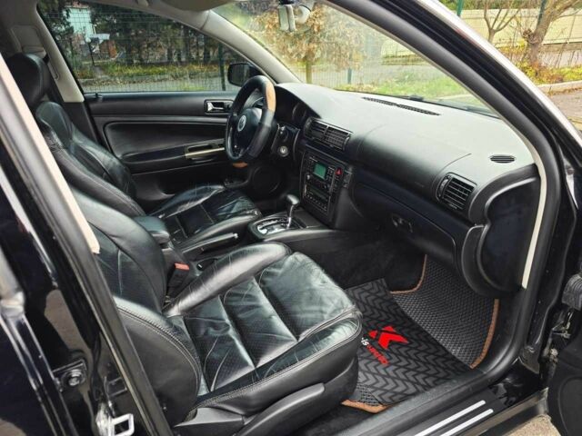 Черный Фольксваген Пассат Вариант, объемом двигателя 1.8 л и пробегом 252 тыс. км за 4399 $, фото 4 на Automoto.ua