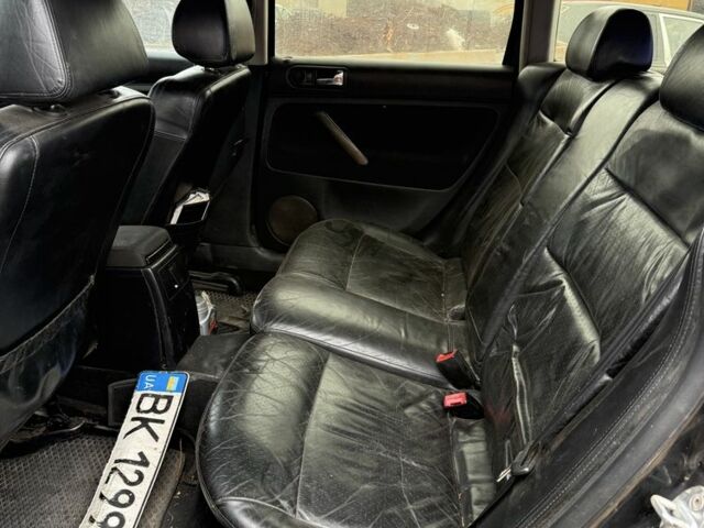 Чорний Фольксваген Пассат Варіант, об'ємом двигуна 2.5 л та пробігом 490 тис. км за 2500 $, фото 6 на Automoto.ua