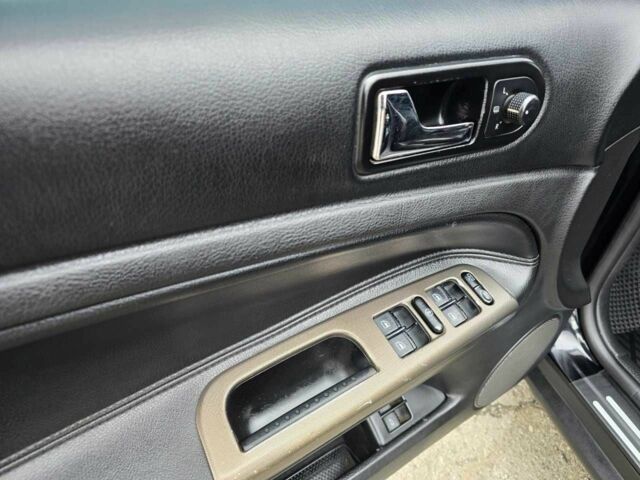 Черный Фольксваген Пассат Вариант, объемом двигателя 1.8 л и пробегом 252 тыс. км за 4399 $, фото 11 на Automoto.ua