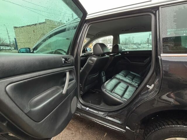 Черный Фольксваген Пассат Вариант, объемом двигателя 1.9 л и пробегом 240 тыс. км за 2400 $, фото 6 на Automoto.ua