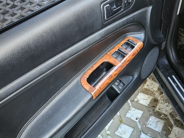 Черный Фольксваген Пассат Вариант, объемом двигателя 1.9 л и пробегом 373 тыс. км за 4800 $, фото 6 на Automoto.ua