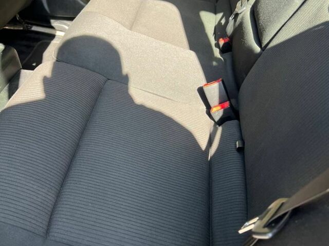 Черный Фольксваген Пассат Вариант, объемом двигателя 1.9 л и пробегом 243 тыс. км за 4400 $, фото 5 на Automoto.ua