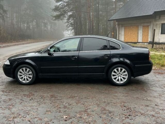 Черный Фольксваген Пассат Вариант, объемом двигателя 1.9 л и пробегом 264 тыс. км за 1237 $, фото 4 на Automoto.ua