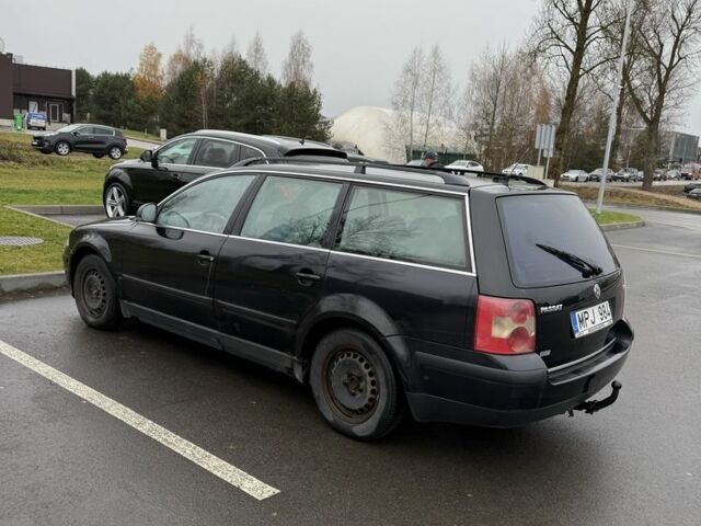 Черный Фольксваген Пассат Вариант, объемом двигателя 1.9 л и пробегом 222 тыс. км за 1983 $, фото 4 на Automoto.ua