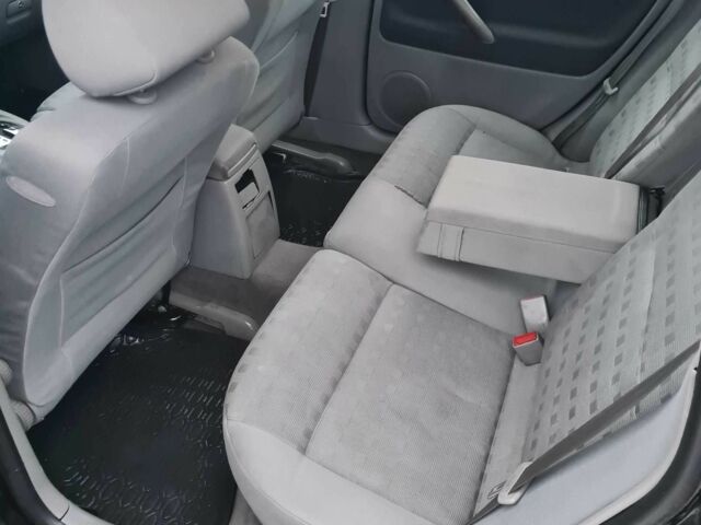 Черный Фольксваген Пассат Вариант, объемом двигателя 1.9 л и пробегом 390 тыс. км за 4600 $, фото 9 на Automoto.ua