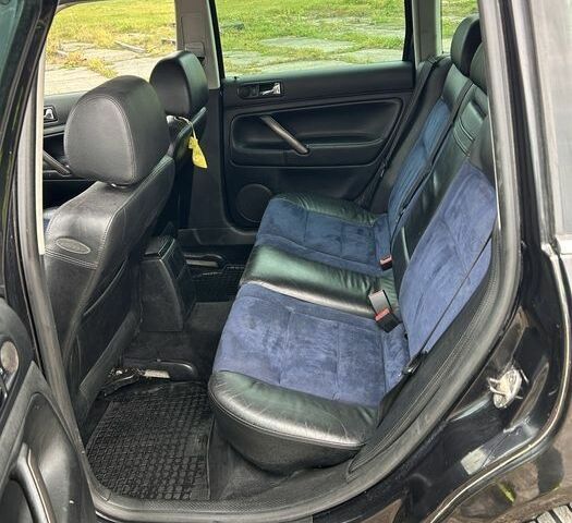 Черный Фольксваген Пассат Вариант, объемом двигателя 1.9 л и пробегом 221 тыс. км за 1500 $, фото 4 на Automoto.ua