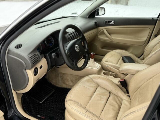 Чорний Фольксваген Пассат Варіант, об'ємом двигуна 2.5 л та пробігом 250 тис. км за 2200 $, фото 9 на Automoto.ua