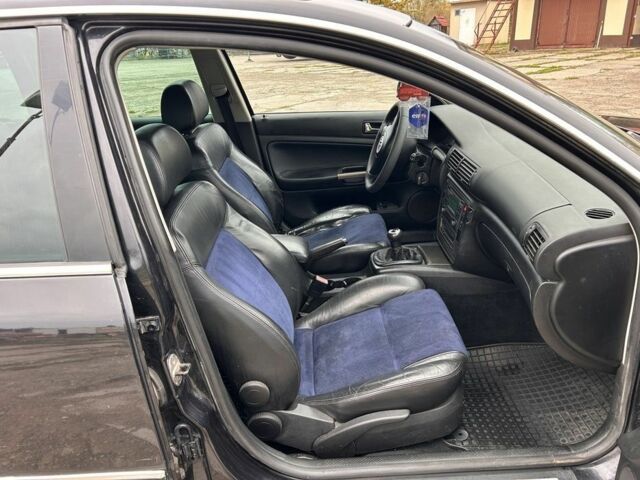 Черный Фольксваген Пассат Вариант, объемом двигателя 1.9 л и пробегом 221 тыс. км за 1500 $, фото 5 на Automoto.ua