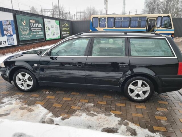 Черный Фольксваген Пассат Вариант, объемом двигателя 1.9 л и пробегом 390 тыс. км за 4600 $, фото 2 на Automoto.ua