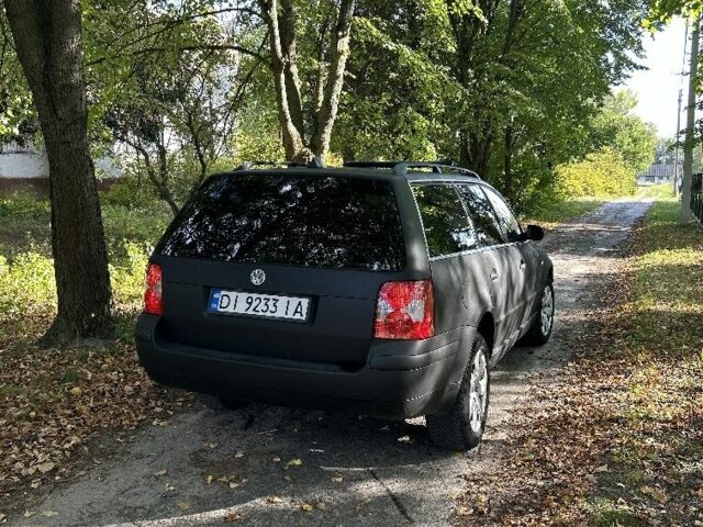 Черный Фольксваген Пассат Вариант, объемом двигателя 1.9 л и пробегом 450 тыс. км за 5319 $, фото 5 на Automoto.ua