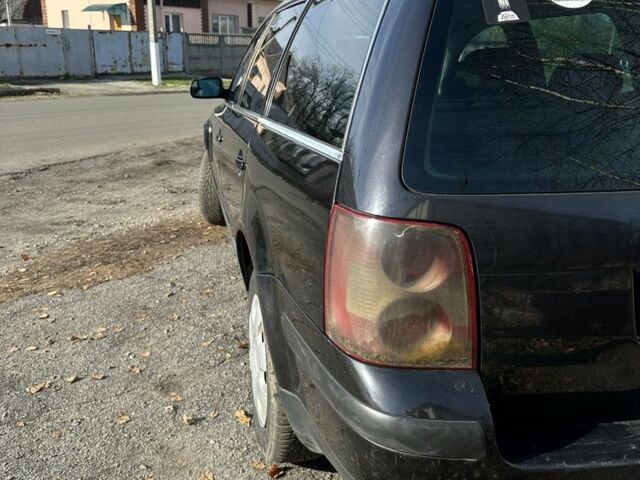 Черный Фольксваген Пассат Вариант, объемом двигателя 1.9 л и пробегом 330 тыс. км за 2499 $, фото 5 на Automoto.ua