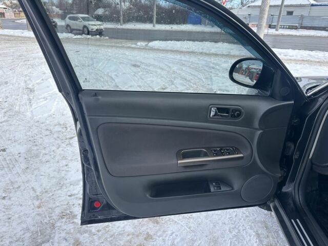 Черный Фольксваген Пассат Вариант, объемом двигателя 1.9 л и пробегом 223 тыс. км за 4500 $, фото 15 на Automoto.ua