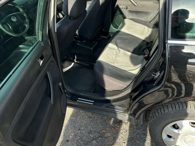 Черный Фольксваген Пассат Вариант, объемом двигателя 1.9 л и пробегом 330 тыс. км за 2499 $, фото 2 на Automoto.ua