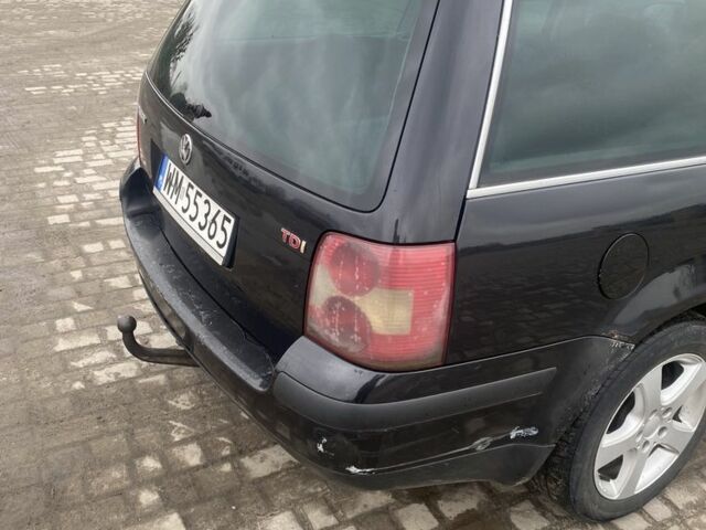 Черный Фольксваген Пассат Вариант, объемом двигателя 2 л и пробегом 360 тыс. км за 1350 $, фото 5 на Automoto.ua