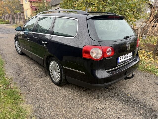 Фольксваген Пассат Варіант 2005 у Луцьку на Automoto.ua Чорний Фольксваген Пассат Варіант, об'ємом двигуна 2 л та пробігом 350 тис. км за 2350 $, фото 3 на Automoto.ua