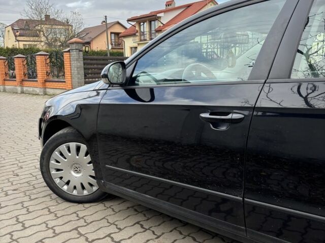 Чорний Фольксваген Пассат Варіант, об'ємом двигуна 2 л та пробігом 400 тис. км за 2600 $, фото 3 на Automoto.ua