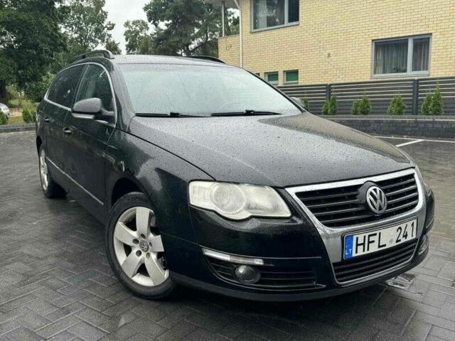 Черный Фольксваген Пассат Вариант, объемом двигателя 1.9 л и пробегом 243 тыс. км за 1725 $, фото 2 на Automoto.ua