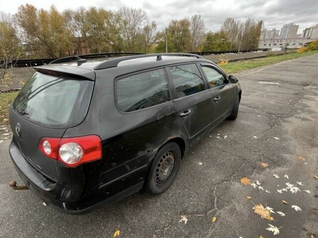 Фольксваген Пассат Вариант 2005 в Киеве на Automoto.ua Черный Фольксваген Пассат Вариант, объемом двигателя 2 л и пробегом 300 тыс. км за 1800 $, фото 7 на Automoto.ua